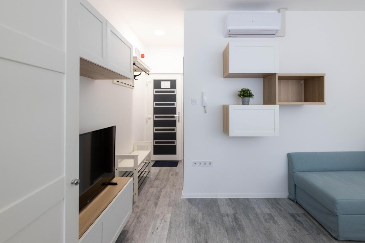 Roomstore Studio Apartments 埃格尔 外观 照片