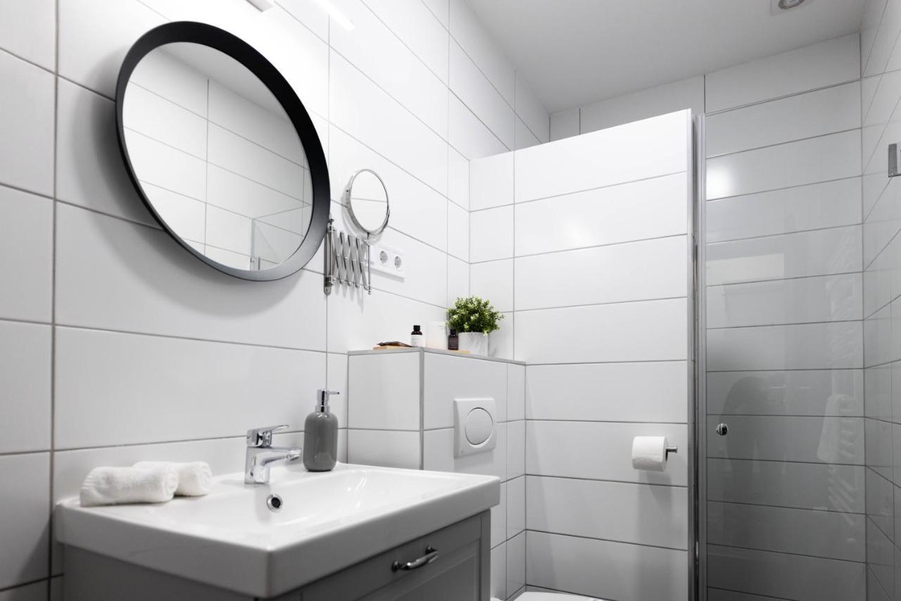 Roomstore Studio Apartments 埃格尔 外观 照片