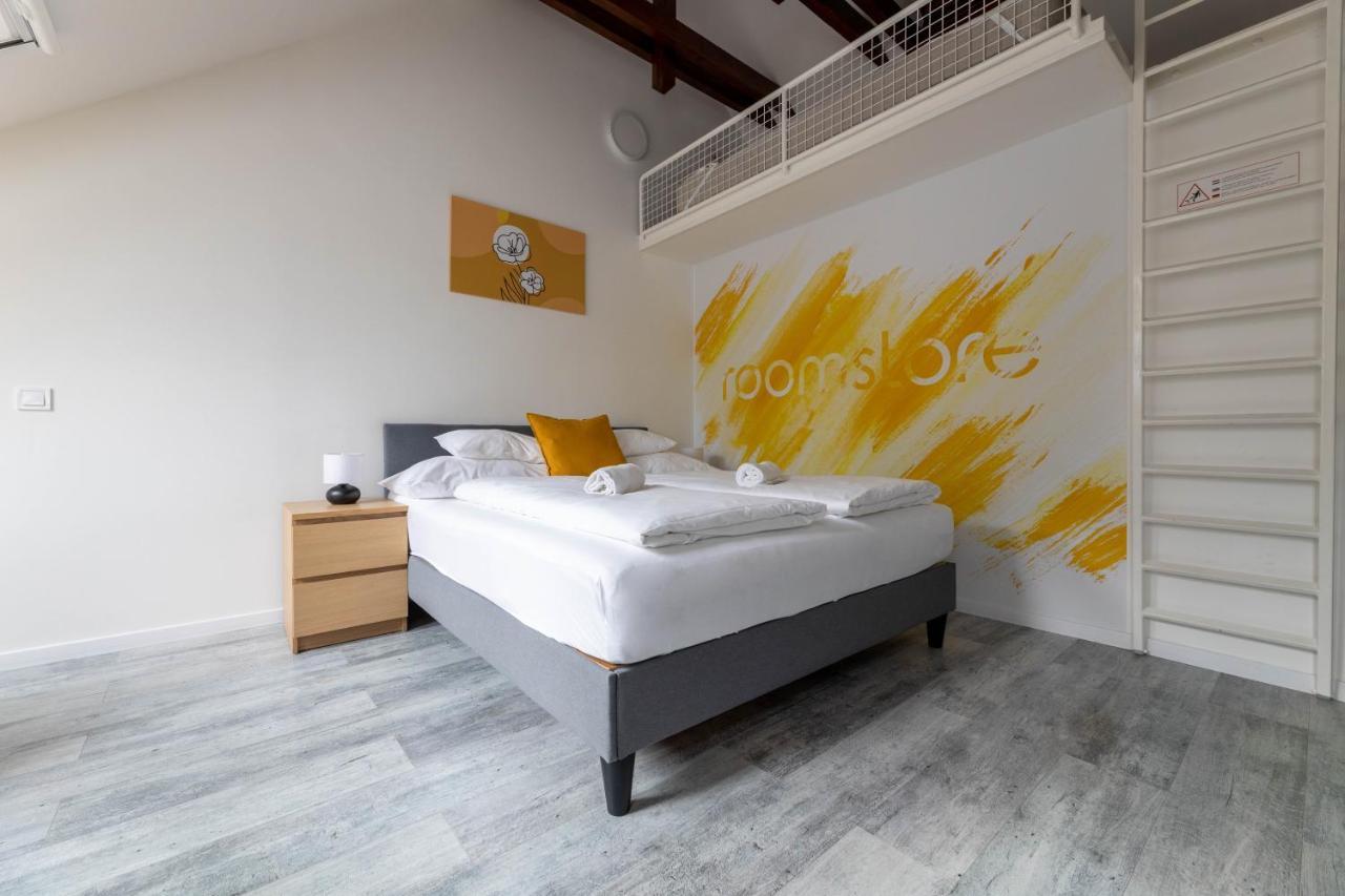 Roomstore Studio Apartments 埃格尔 外观 照片